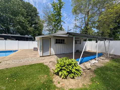 530 N Perkins Street Rushville IN 46173