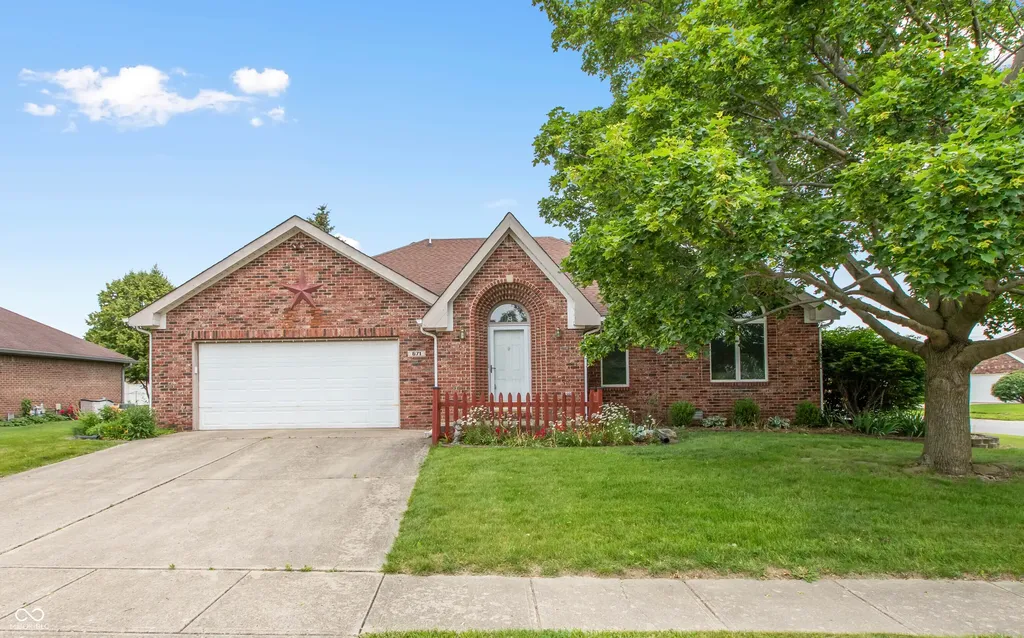 671 Jackson Street Brownsburg IN 46112