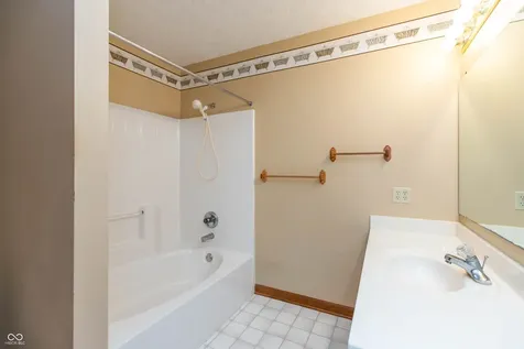 671 Jackson Street Brownsburg IN 46112