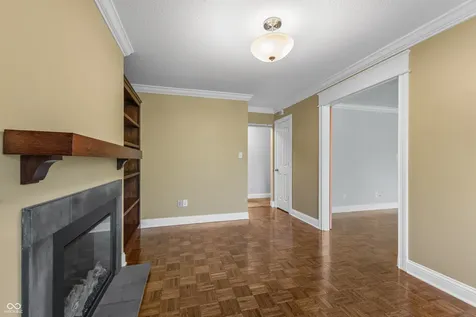 530 Hunters Carmel IN 46032