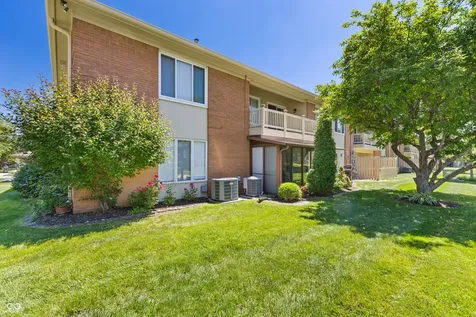 530 Hunters Carmel IN 46032