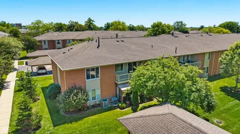 530 Hunters Carmel IN 46032