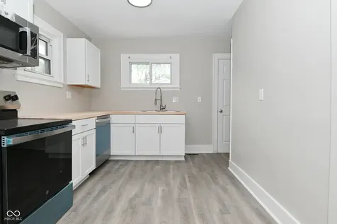 17 E Legrande Avenue Indianapolis IN 46225