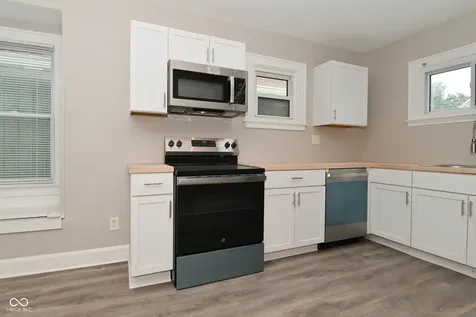 17 E Legrande Avenue Indianapolis IN 46225