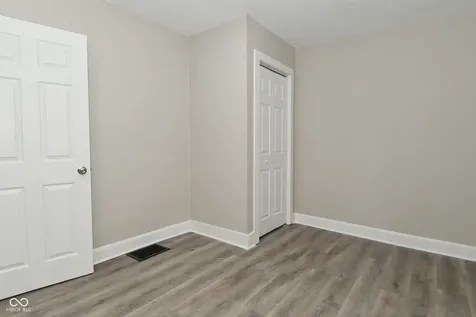 17 E Legrande Avenue Indianapolis IN 46225