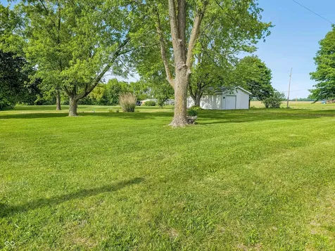 4196 E County Road 250 N Frankfort IN 46041