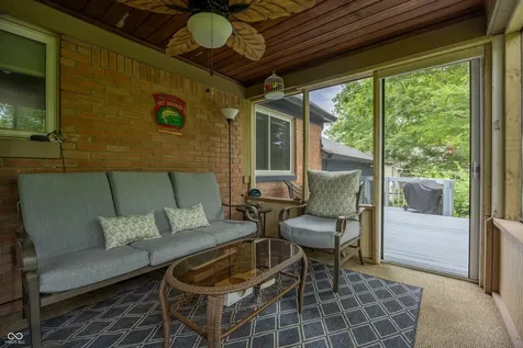 4009 E 57th Indianapolis IN 46220