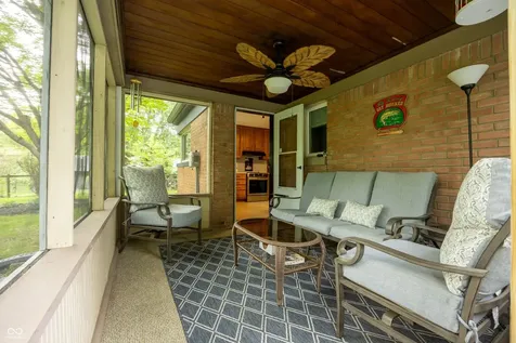 4009 E 57th Indianapolis IN 46220