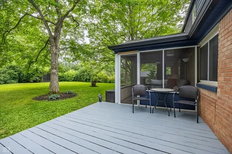 4009 E 57th Indianapolis IN 46220