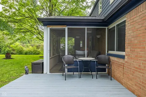 4009 E 57th Indianapolis IN 46220