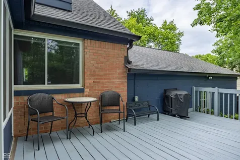 4009 E 57th Indianapolis IN 46220
