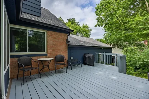 4009 E 57th Indianapolis IN 46220