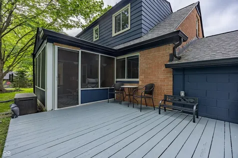 4009 E 57th Indianapolis IN 46220