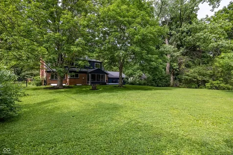 4009 E 57th Indianapolis IN 46220
