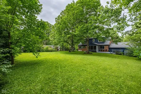 4009 E 57th Indianapolis IN 46220