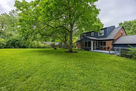 4009 E 57th Indianapolis IN 46220