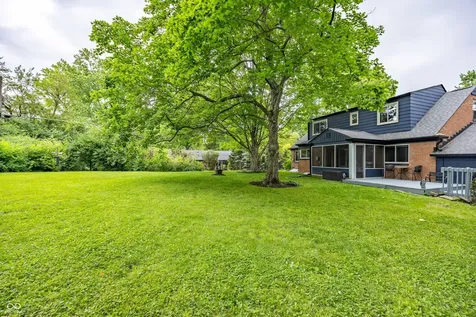 4009 E 57th Indianapolis IN 46220