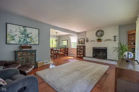 4009 E 57th Indianapolis IN 46220
