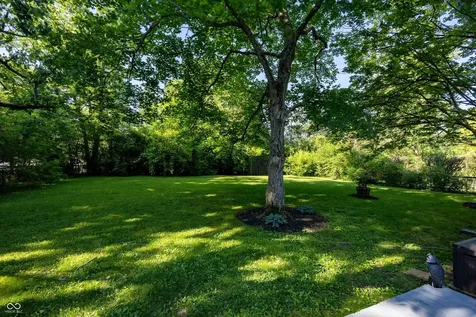 4009 E 57th Indianapolis IN 46220