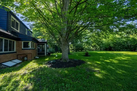 4009 E 57th Indianapolis IN 46220