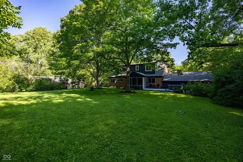 4009 E 57th Indianapolis IN 46220