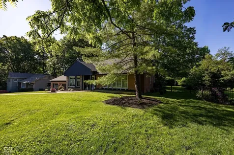 4009 E 57th Indianapolis IN 46220