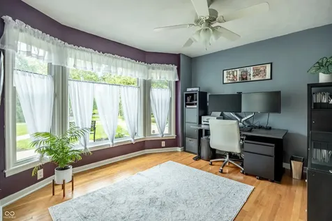 4009 E 57th Indianapolis IN 46220