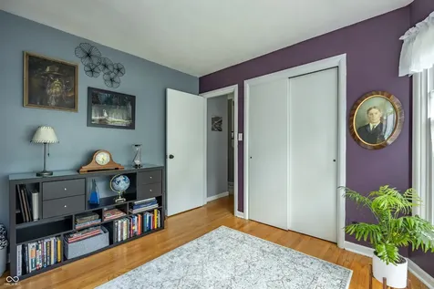 4009 E 57th Indianapolis IN 46220