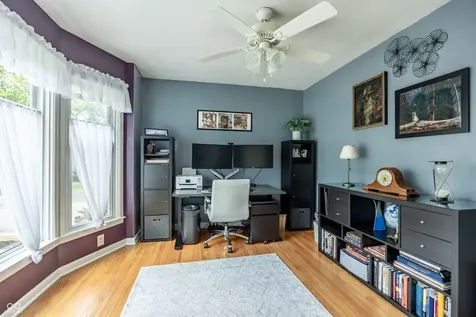 4009 E 57th Indianapolis IN 46220