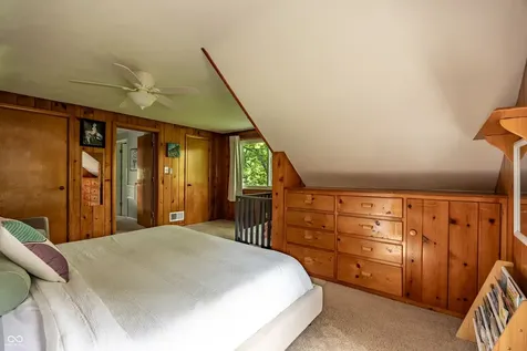4009 E 57th Indianapolis IN 46220