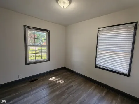 1942 N Emerson Indianapolis IN 46218