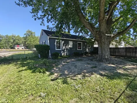 1942 N Emerson Indianapolis IN 46218