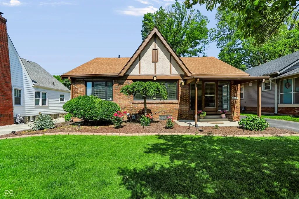 5255 Carrollton Avenue Indianapolis IN 46220