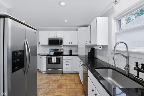 5255 Carrollton Avenue Indianapolis IN 46220