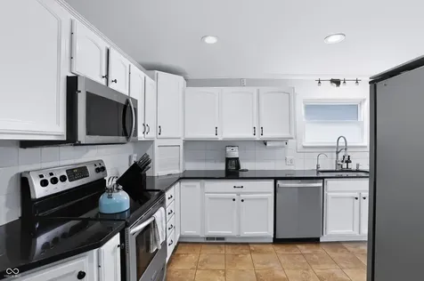 5255 Carrollton Avenue Indianapolis IN 46220
