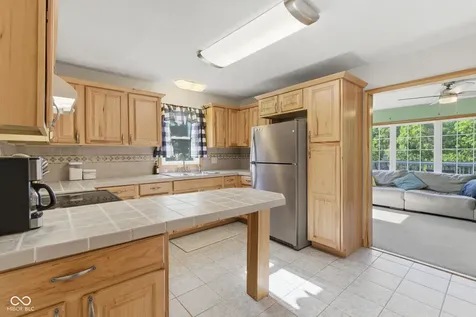4562 W Division Road Morgantown IN 46160