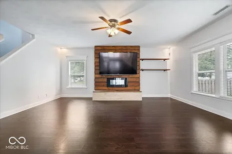 10375 Delphi Court Fishers IN 46038