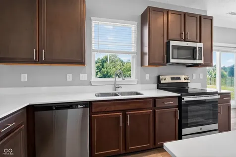 10870 Sablecliff Way Brownsburg IN 46112