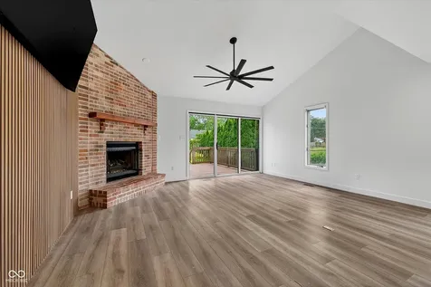8425 Carthay Circle Fishers IN 46038