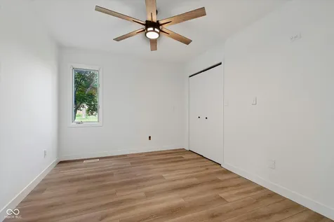 8425 Carthay Circle Fishers IN 46038