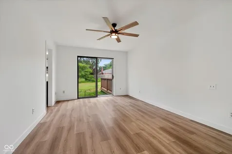 8425 Carthay Circle Fishers IN 46038