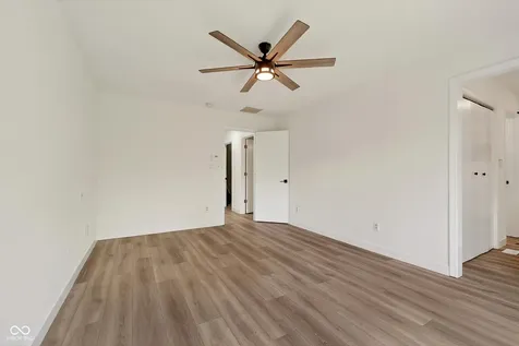 8425 Carthay Circle Fishers IN 46038