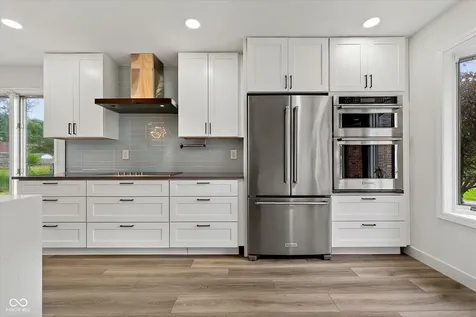8425 Carthay Circle Fishers IN 46038