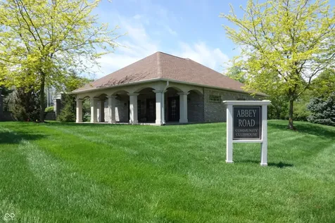 6030 Royal Gate Place Indianapolis IN 46237