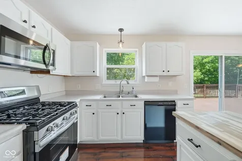 6640 Berrywood Drive Avon IN 46123
