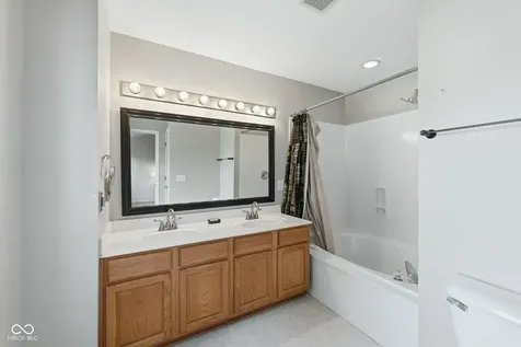 6640 Berrywood Drive Avon IN 46123