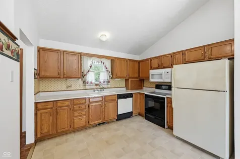8902 Sunbow Drive Indianapolis IN 46231