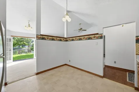 8902 Sunbow Drive Indianapolis IN 46231