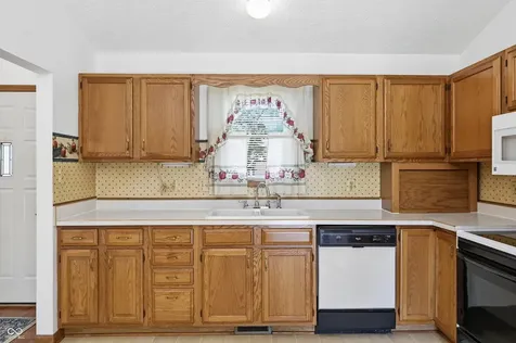 8902 Sunbow Drive Indianapolis IN 46231
