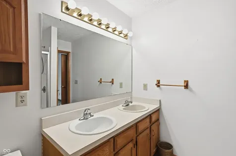 8902 Sunbow Drive Indianapolis IN 46231